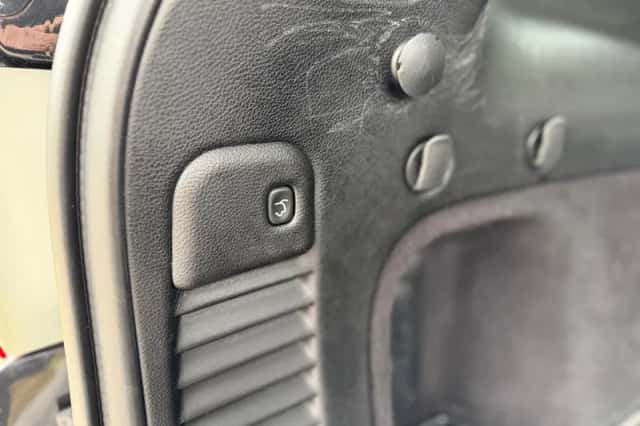 Jeep Grand Cherokee (2011) thumbnail 22