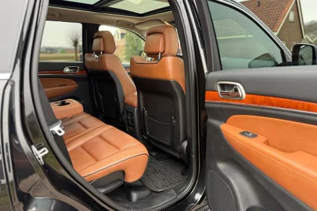 Jeep Grand Cherokee (2011) thumbnail 23
