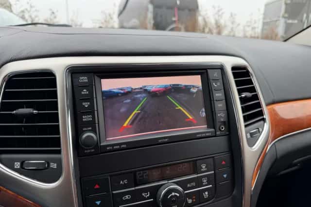Jeep Grand Cherokee (2011) thumbnail 29