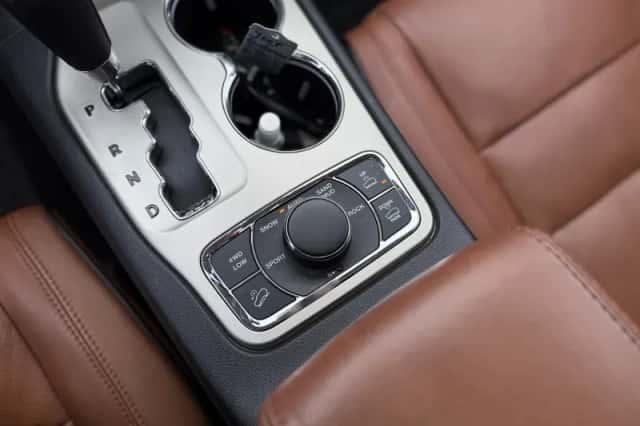 Jeep Grand Cherokee (2011) thumbnail 33