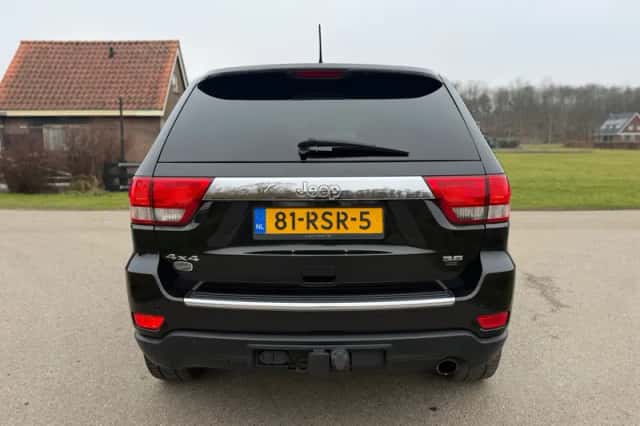 Jeep Grand Cherokee (2011) thumbnail 8