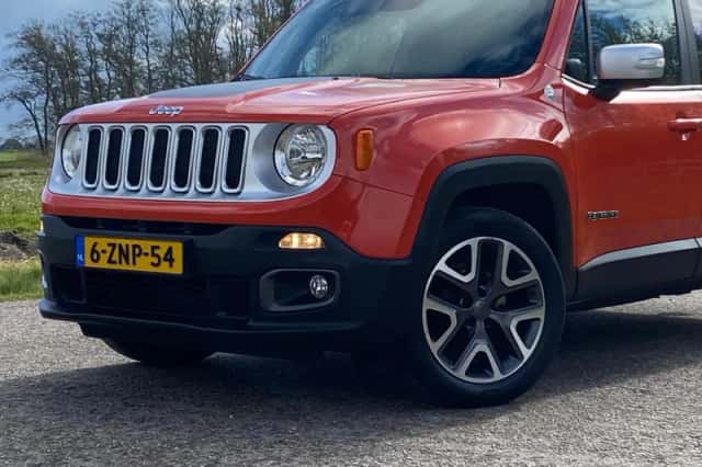 Jeep Renegade (2015) thumbnail 5