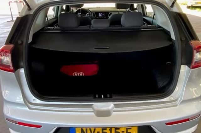 Kia Niro (2017) thumbnail 16
