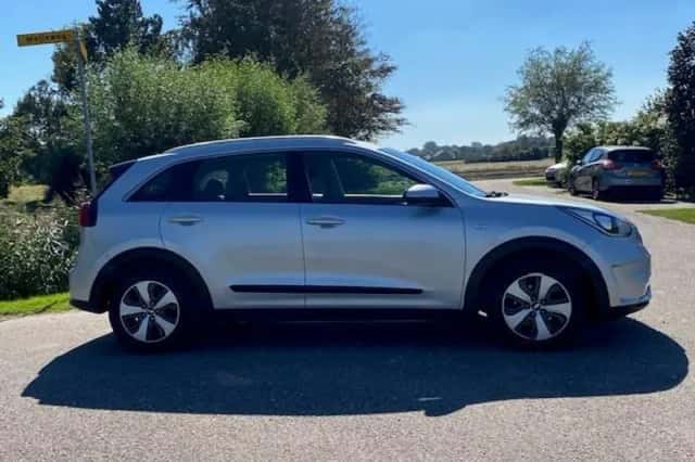 Kia Niro (2017) thumbnail 9