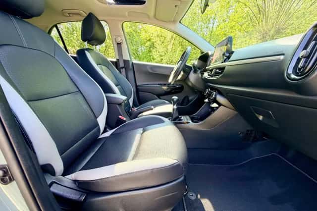 Kia Picanto (2024) thumbnail 2