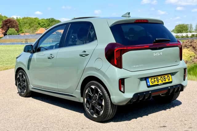Kia Picanto (2024) thumbnail 17