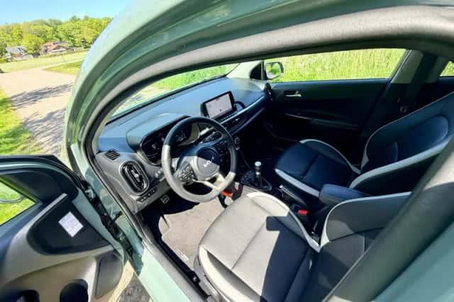 Kia Picanto (2024) thumbnail 21