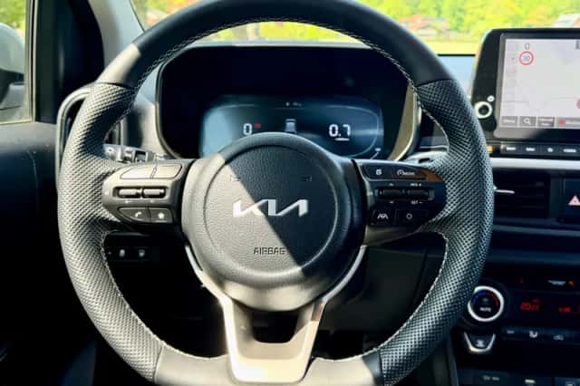 Kia Picanto (2024) thumbnail 26