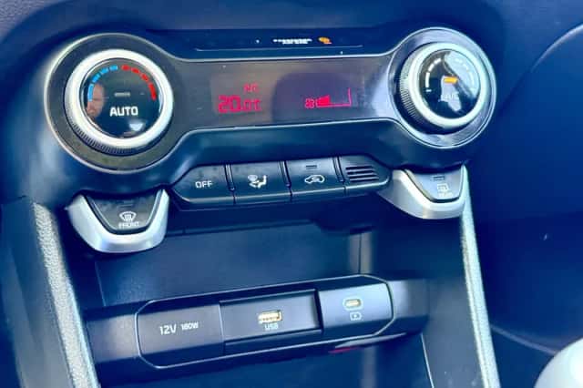 Kia Picanto (2024) thumbnail 7