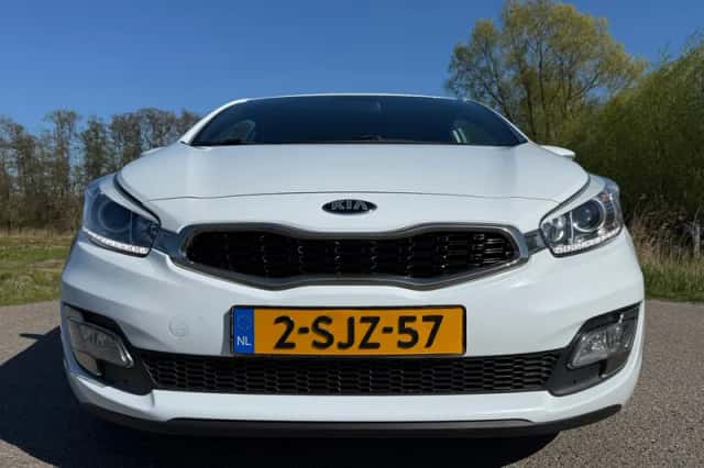 Kia Pro_cee'd (2013) thumbnail 18