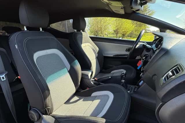 Kia Pro_cee'd (2013) thumbnail 10