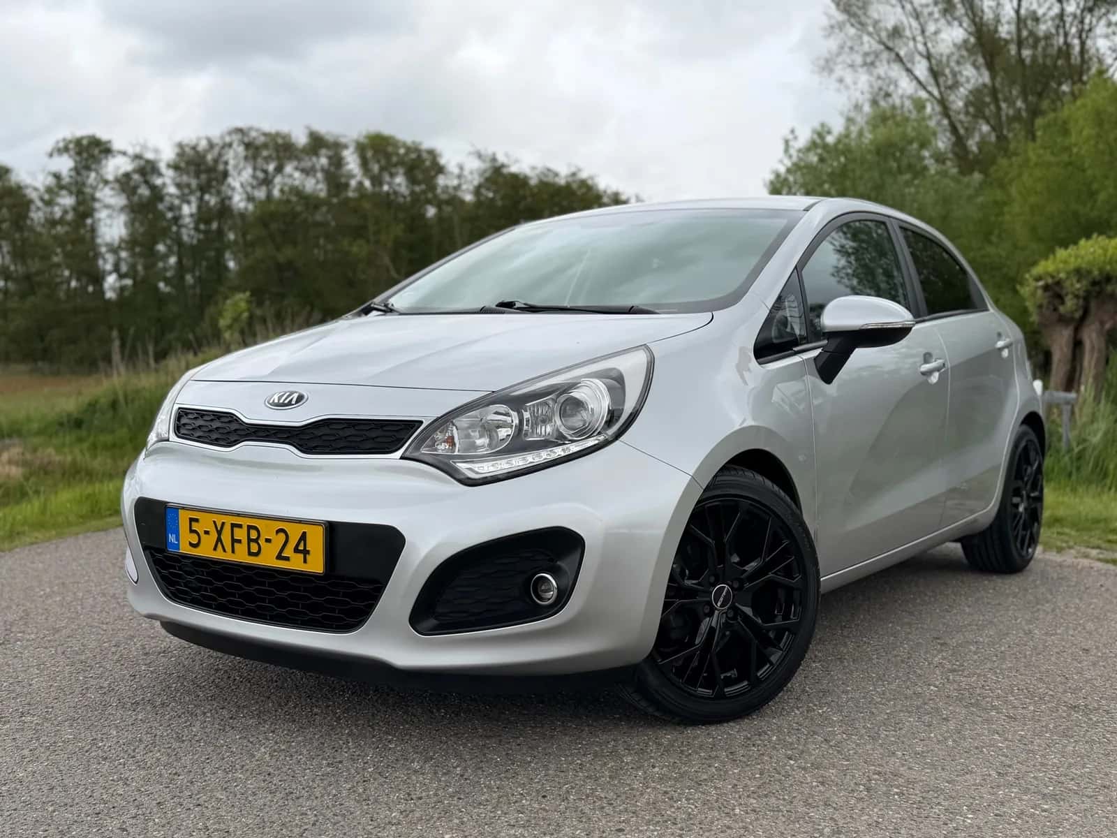 Kia Rio (2014) — foto 1
