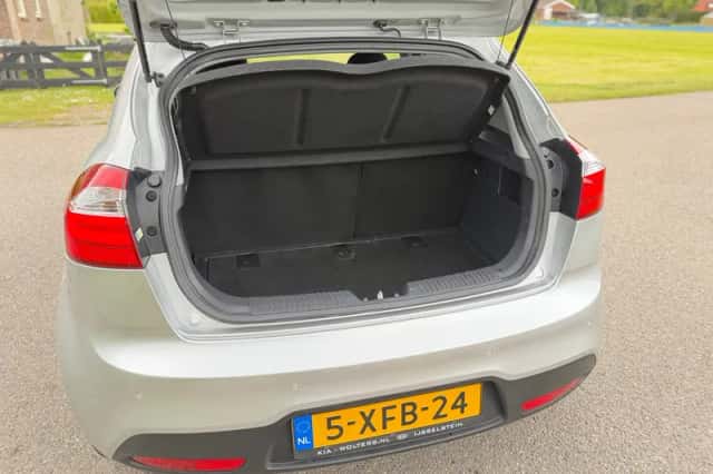 Kia Rio (2014) thumbnail 20