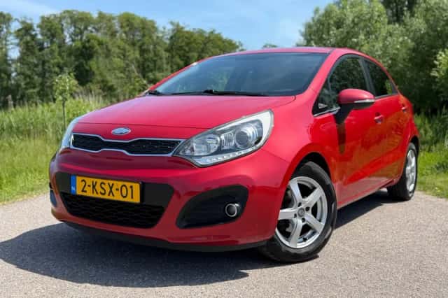 Kia Rio (2013)