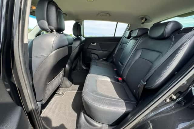 Kia Sportage (2011) thumbnail 13