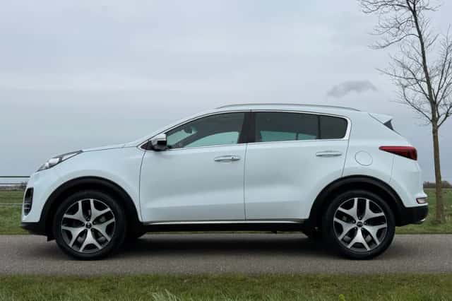 Kia Sportage (2017) thumbnail 2
