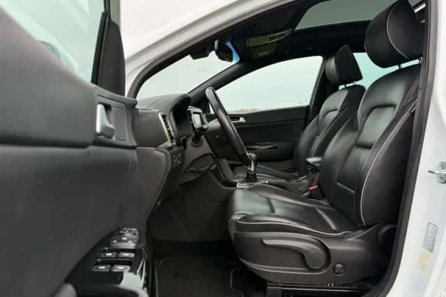 Kia Sportage (2017) thumbnail 6