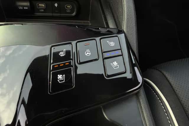 Kia Sportage (2023) thumbnail 11