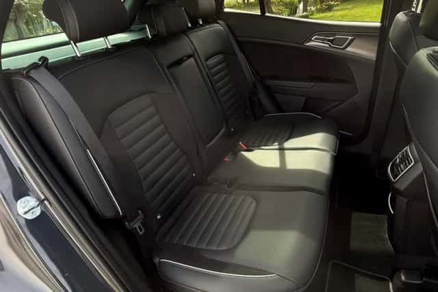 Kia Sportage (2023) thumbnail 12