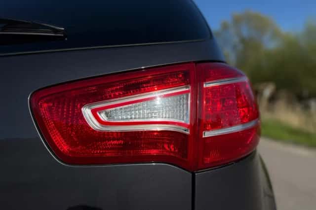 Kia Sportage (2011) thumbnail 24