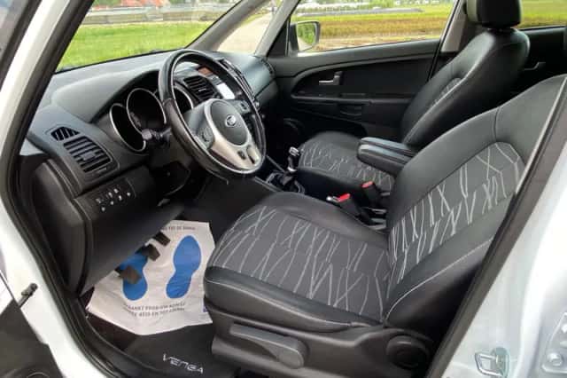 Kia Venga (2017) thumbnail 12