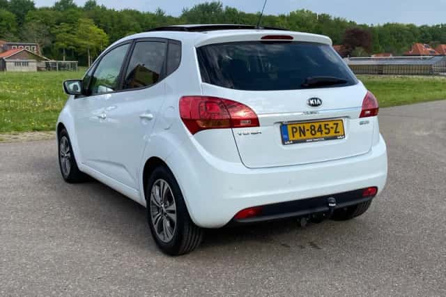 Kia Venga (2017) thumbnail 15