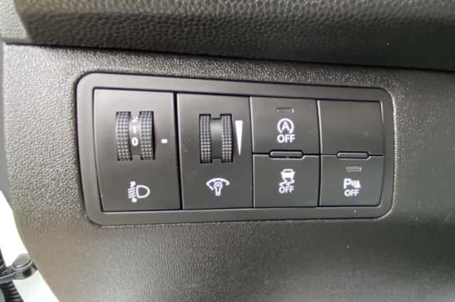 Kia Venga (2017) thumbnail 20