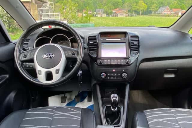 Kia Venga (2017) thumbnail 4