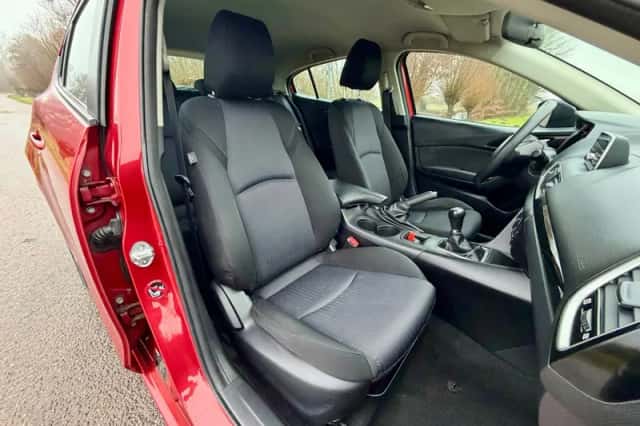 Mazda 3 (2016) thumbnail 6