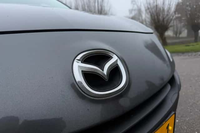 Mazda 3 (2011) thumbnail 27