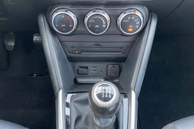 Mazda CX-3 (2018) thumbnail 14