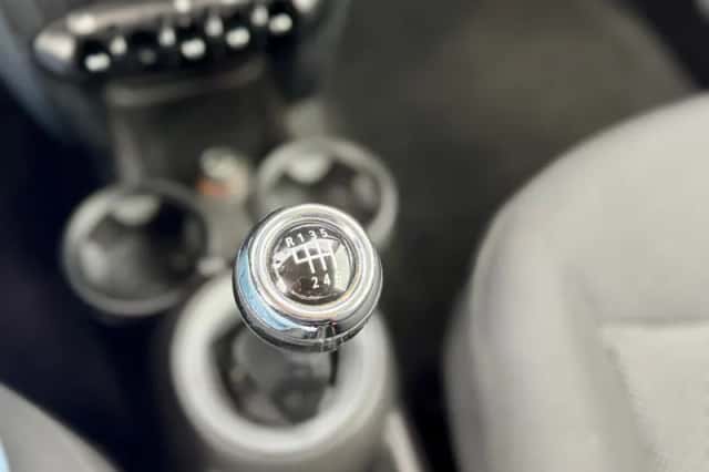 MINI Mini (2011) thumbnail 25