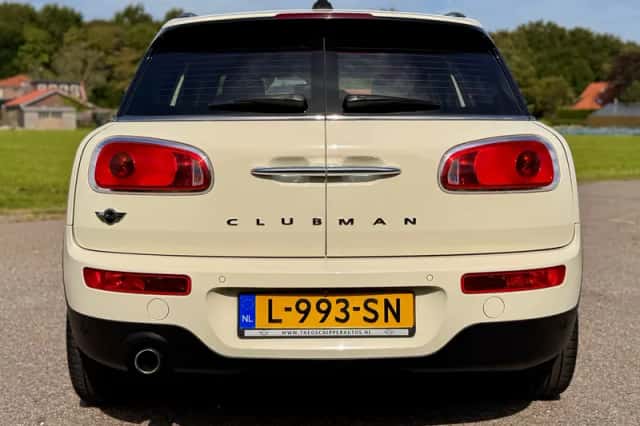 MINI Clubman (2016) thumbnail 11