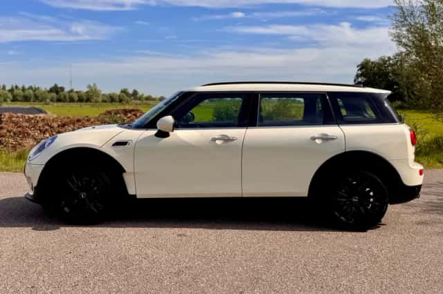 MINI Clubman (2016) thumbnail 15