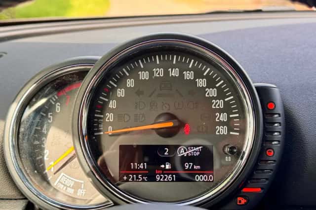 MINI Clubman (2016) thumbnail 27