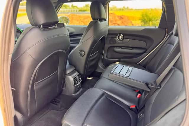 MINI Clubman (2016) thumbnail 8