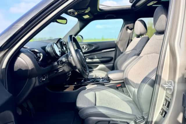 MINI Clubman (2016) thumbnail 15