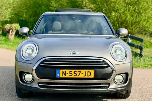 MINI Clubman (2016) thumbnail 3