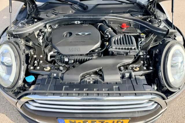 MINI Clubman (2016) thumbnail 24
