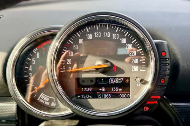 MINI Clubman (2016) thumbnail 25