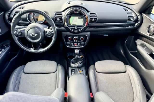 MINI Clubman (2016) thumbnail 4
