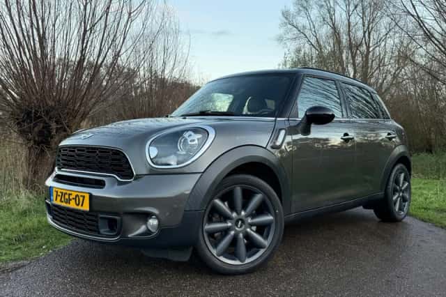 MINI Countryman (2015)