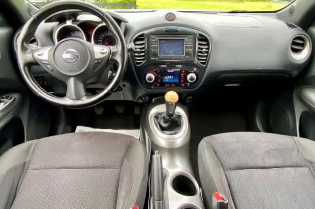 Nissan Juke (2010) thumbnail 2