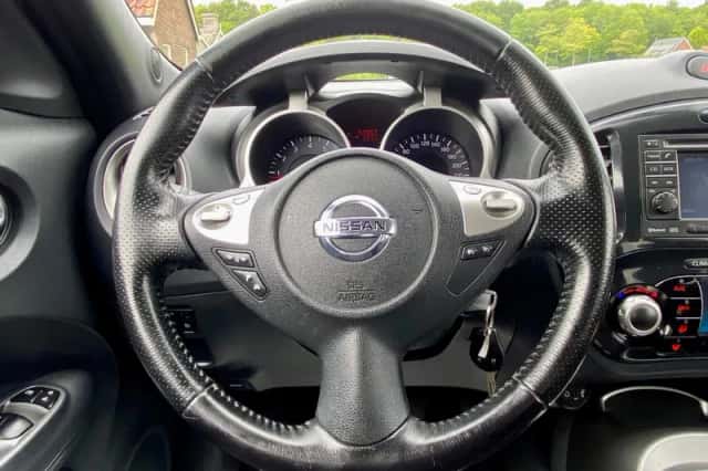 Nissan Juke (2010) thumbnail 6