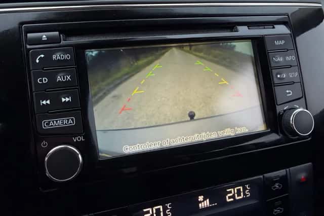 Nissan Pulsar (2015) thumbnail 11