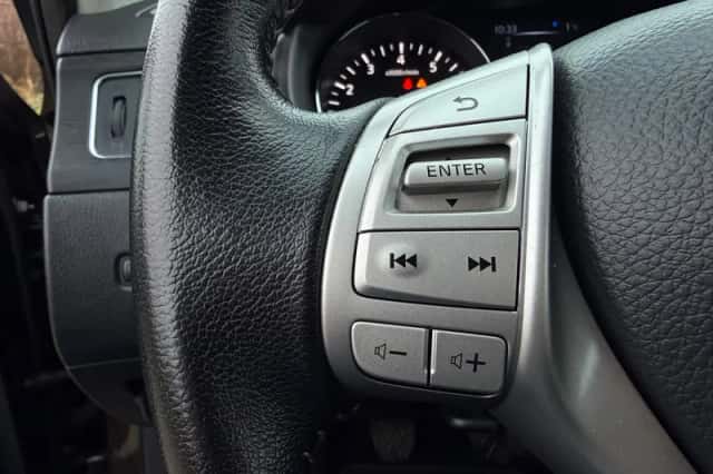 Nissan Pulsar (2015) thumbnail 15