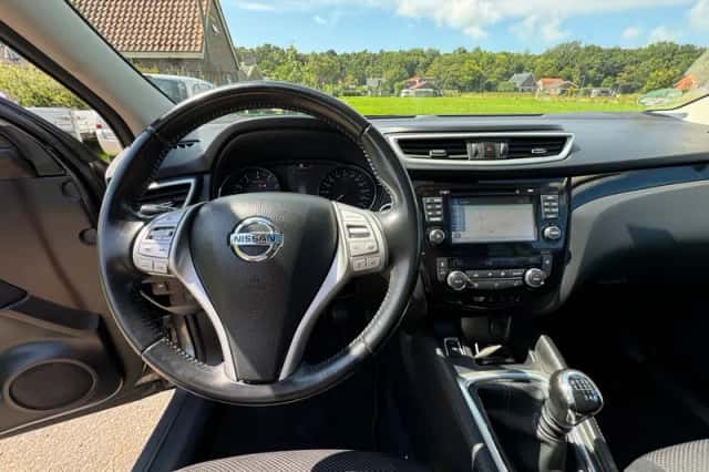 Nissan Qashqai (2017) thumbnail 15
