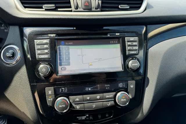 Nissan Qashqai (2017) thumbnail 18