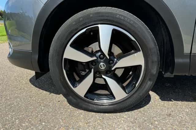 Nissan Qashqai (2017) thumbnail 23