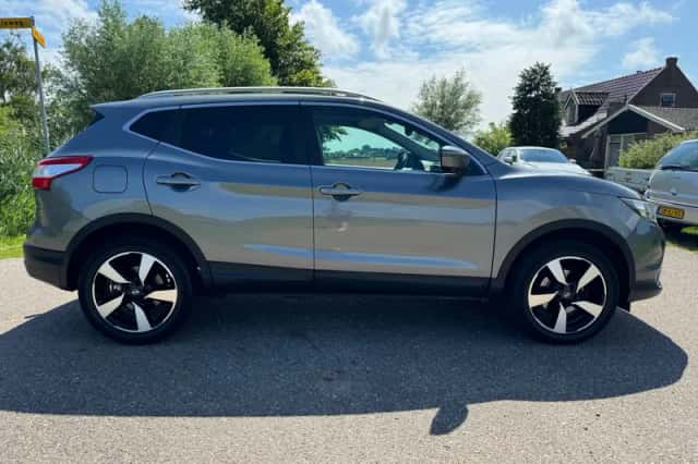 Nissan Qashqai (2017) thumbnail 7